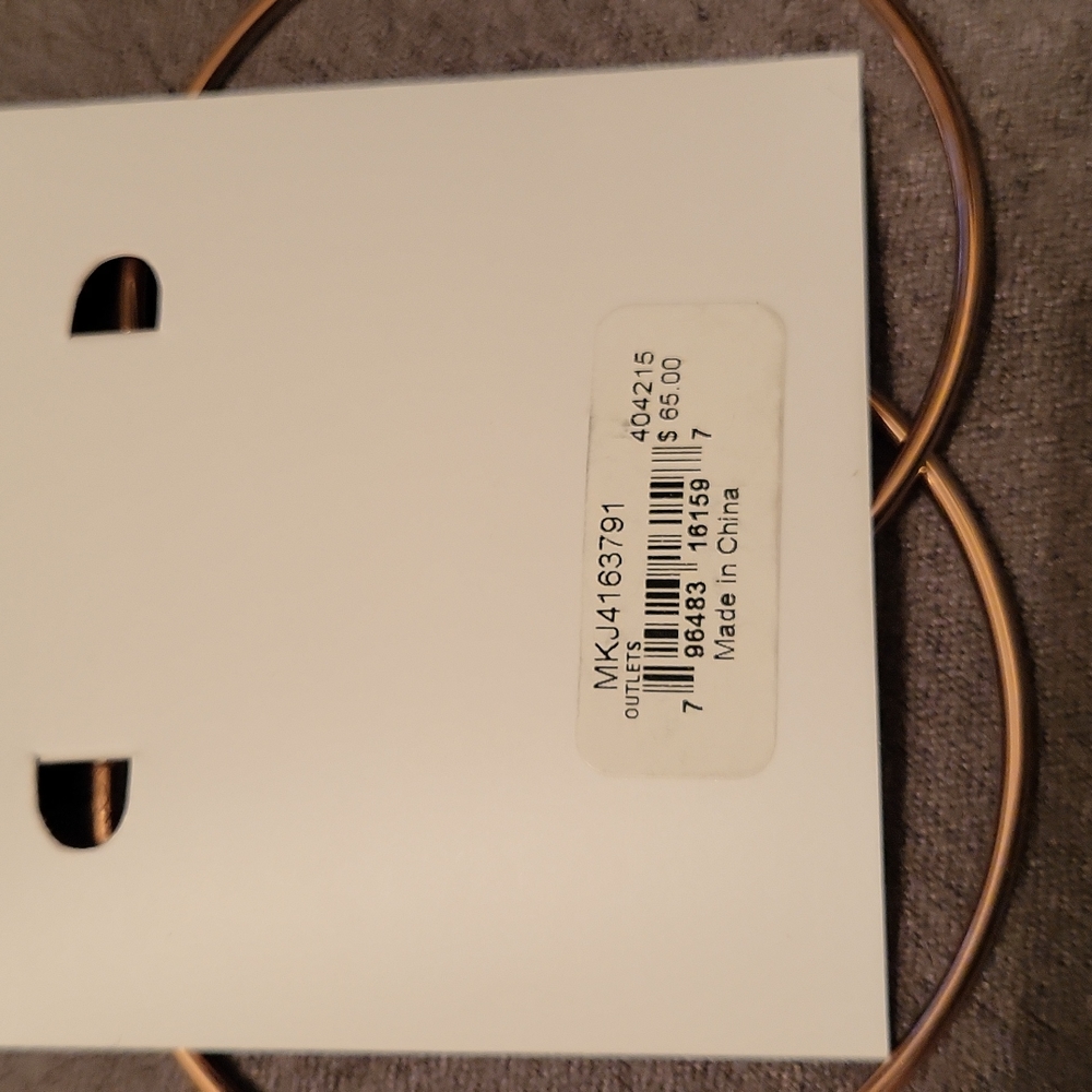 Mk rose gold hoops new on card - Picture 4 of 4